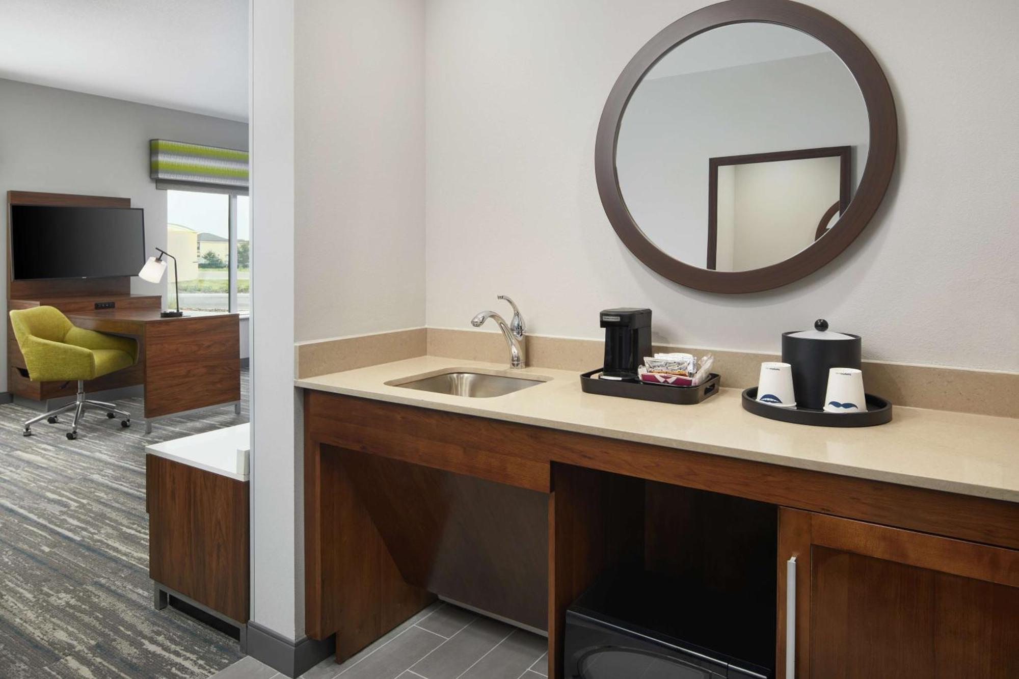 Hampton Inn Odessa Trinity Экстерьер фото