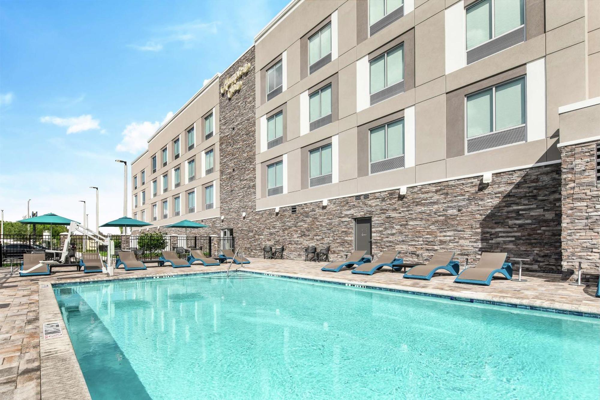 Hampton Inn Odessa Trinity Экстерьер фото